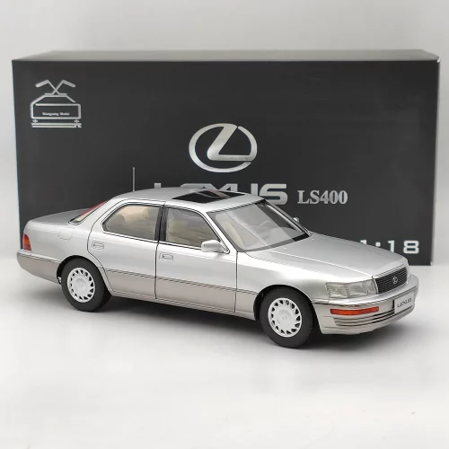 LEXUS LS400 SILVER