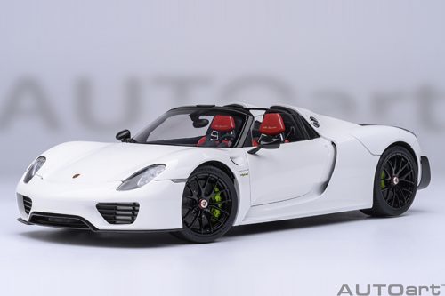 PORSCHE 918 SPYDER WEISSACH PACKAGE (WHITE/RED INTERIOR)