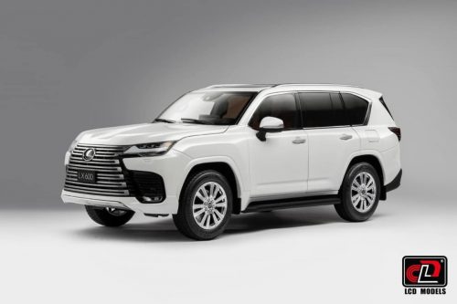 LEXUS LX600 (WHITE)