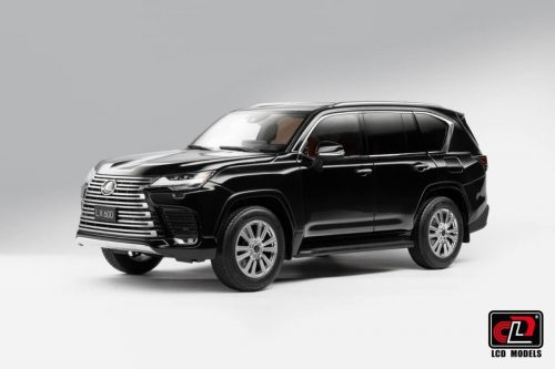 LEXUS LX600 (BLACK)