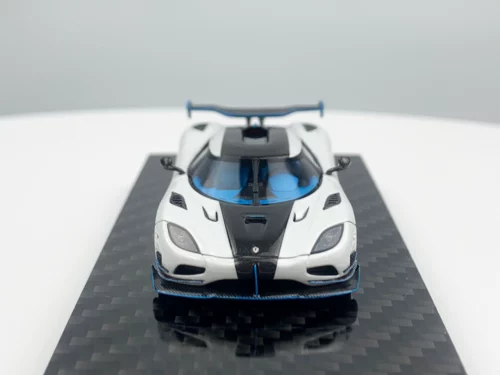 KOENIGSEGG AGERA  RS1