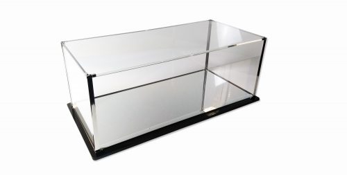 Showcase for Race-Car-Transporter/Truck-models and CMC Mercedes 600 Pullman models in 1:18 and car models in scale 1:12
