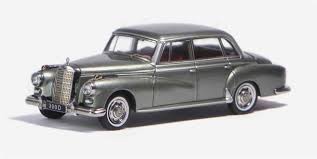 1959 MERCEDES-BENZ 300D (SILVERGREY)